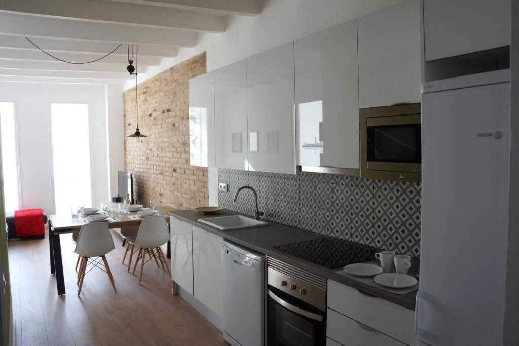 Barcelona Industrial Style Apartment Οσπιταλέτ ντε Λιοβρεγάτ Εξωτερικό φωτογραφία