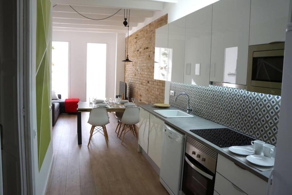 Barcelona Industrial Style Apartment Οσπιταλέτ ντε Λιοβρεγάτ Εξωτερικό φωτογραφία